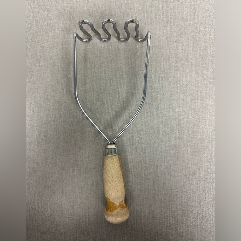 Vintage POTATO Masher